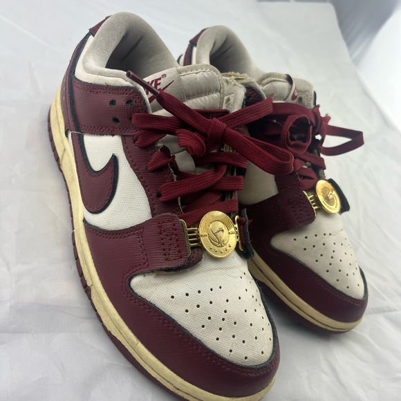 Women’s Nike Dunks Size 6.5 - Picture 2 of 6